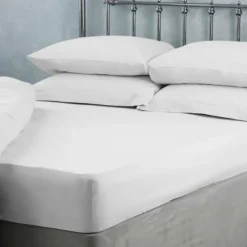 Clearance White 200 Thread Count Plain Dyed Sheet Sheets & Pillow Cases