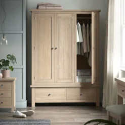 Clearance Cottage Collection Triple Wardrobe in Oak Wardrobes