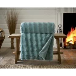 Sale Fernley Faux Fur Throw 200x150cm Green Throws