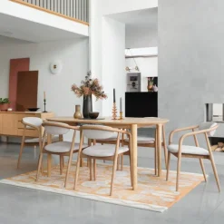 Outlet Winchester Oval Extending Dining Table and 6 Isabelle Chairs Dining Sets