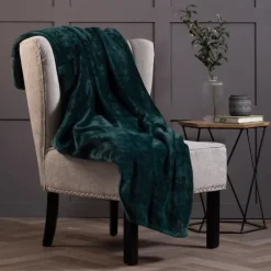 Hot Blanket Emerald Throws | Blankets, Throws & Bedspreads