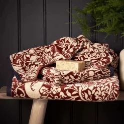 Outlet Strawberry Thief Red Towels Towels