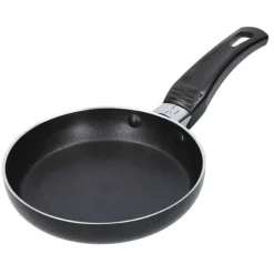 Sale Non Stick 3 Piece 12, 20 & 28cm Frying Pans Pots & Pans