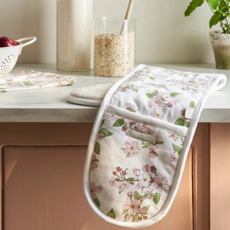 Best Blossom Double Oven Glove Oven Gloves, Tea Towels & Aprons