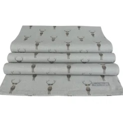 Best Highland Stag Table Runner Table Linen, Napkins & Mats