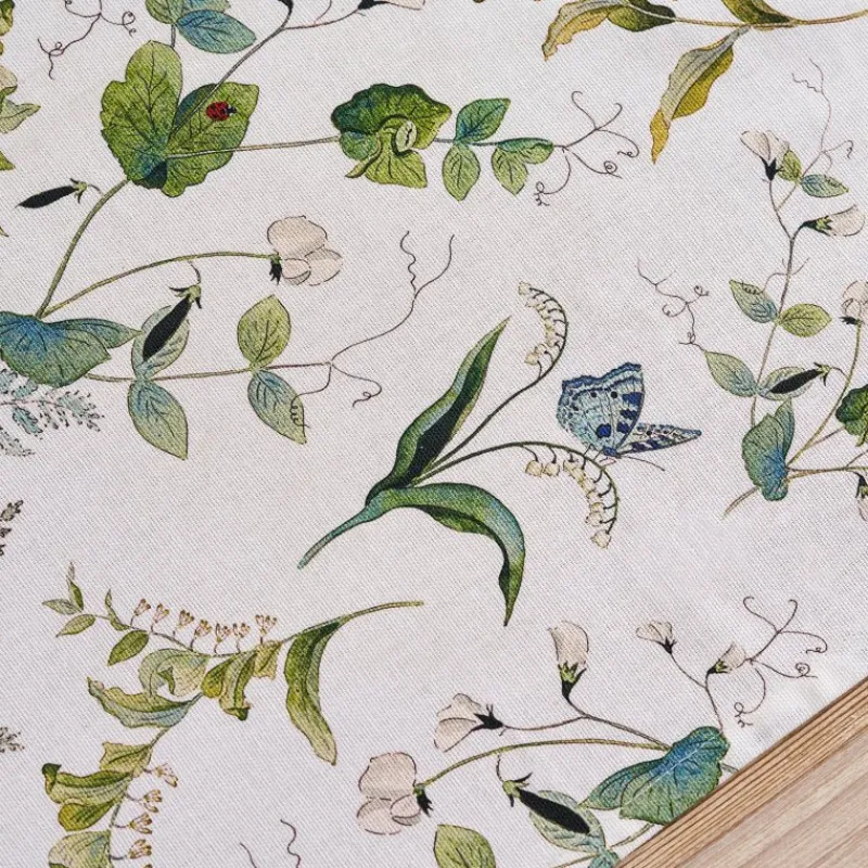 Outlet Wild Floral Table Runner Table Linen, Napkins & Mats