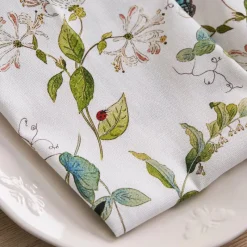 Clearance Wild Floral Set of 4 Napkins Table Linen, Napkins & Mats