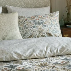 Best Strawberry Thief Hessian Embossed Duvet Cover Set Duvet Covers